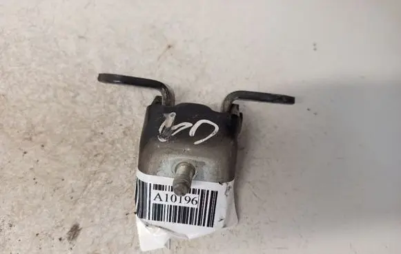 Nissan Note (E11) Rear door lower hinge