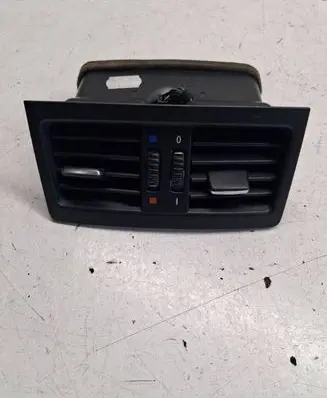 BMW 3 E90 E91 Rear air vent grill 7129556 64226932023 6932024