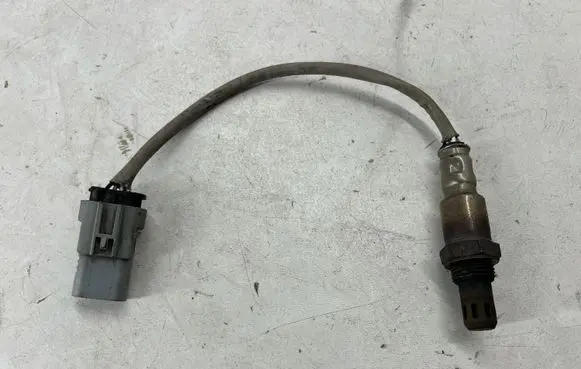 Chevrolet Traverse II Lambda probe sensor 12667438