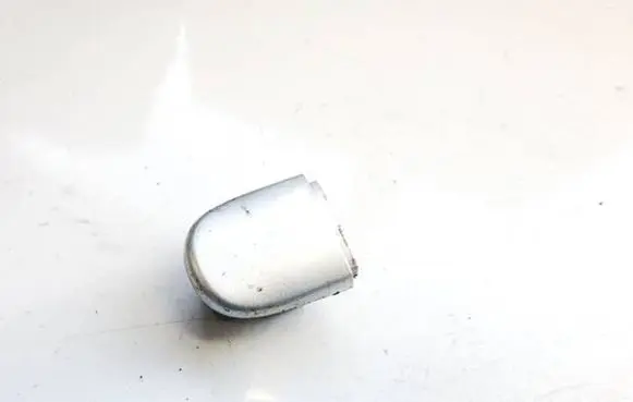 Volkswagen Jetta VI Loading door cover/cap 5n0839167b