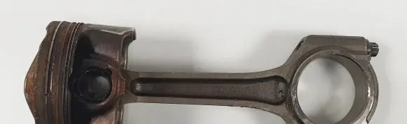Ford Focus Piston with connecting rod PK30