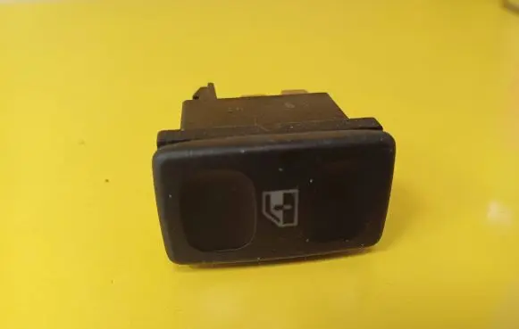 Seat Toledo I (1L) Electric window control switch 1L0959855