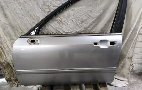 Honda Legend III KA9 Front door