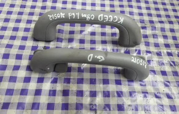 KIA Ceed Rear interior roof grab handle