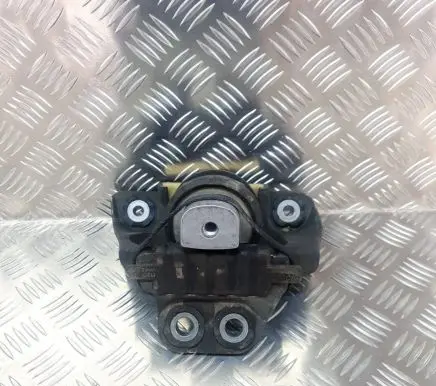 Volvo XC90 Engine mount bracket 31686885