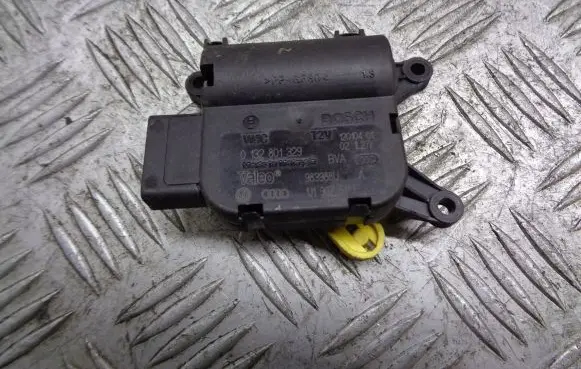 Skoda Octavia Mk1 (1U) A/C air flow flap actuator/motor 0132801329