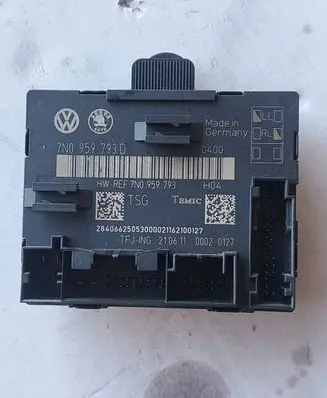 Volkswagen Sharan Door control unit/module 7N0959793D 7N0959793