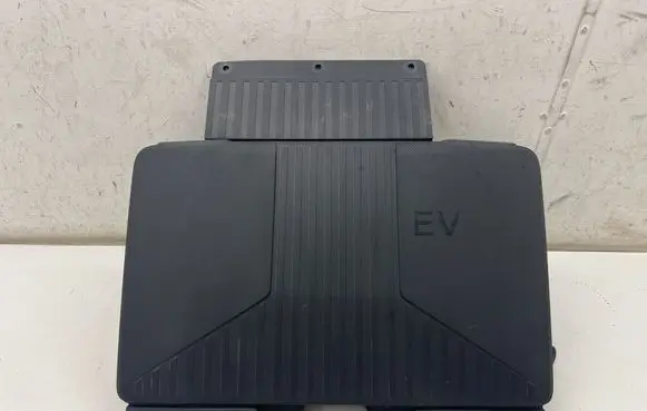 Hyundai Kona II Front trunk storage compartment 86710HF000