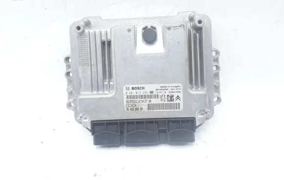 Peugeot 5008 Engine control unit/module 0281013334 9653958980 1039S24526