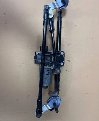 Hyundai i10 Front wiper linkage and motor 98100-K7000