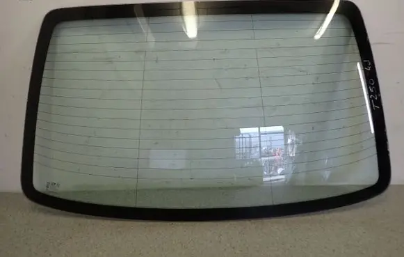 Chevrolet Aveo Rear windscreen/windshield window 