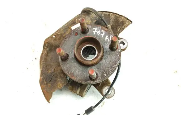 Mazda 2 Front wheel hub spindle knuckle D6514370X