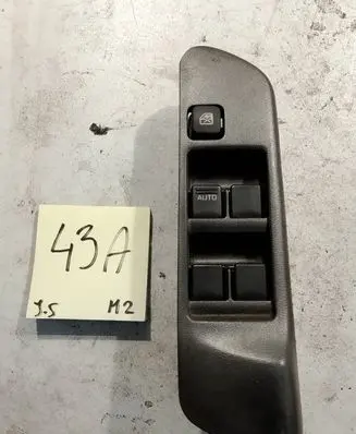 Nissan Primera Quarter vent window switch 254019F900