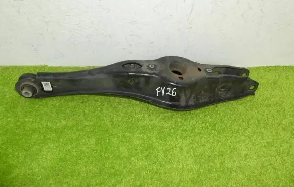 Volkswagen Golf VIII Rear control arm 5WA5055311A 5Q0505371B