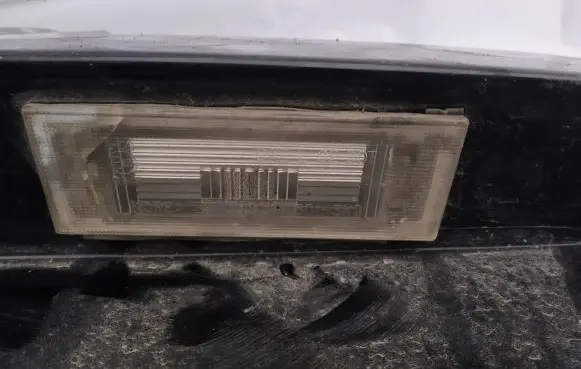 Hyundai Sonata Number plate light