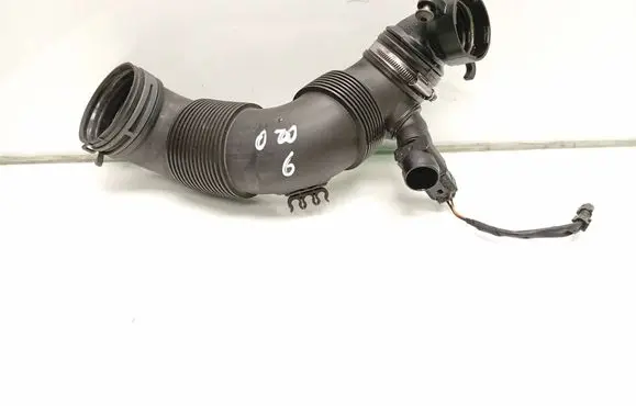 Volkswagen PASSAT B7 Air intake hose/pipe 3C0129654AG 5N0906391