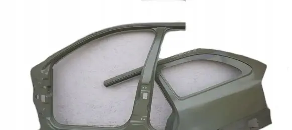 Skoda Octavia Mk2 (1Z) Fender BLOTNIK6256