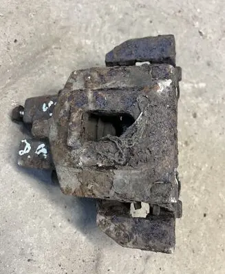 Jeep Grand Cherokee (WJ) Rear brake caliper