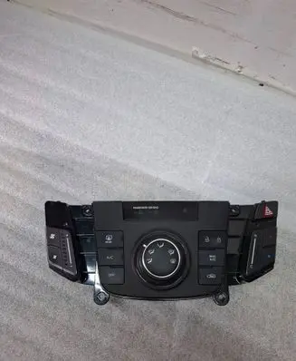 Hyundai i40 Climate control unit 972503ZRC0