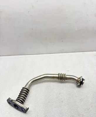 Audi A6 C7 Turbo turbocharger oiling pipe/hose 04L145736E