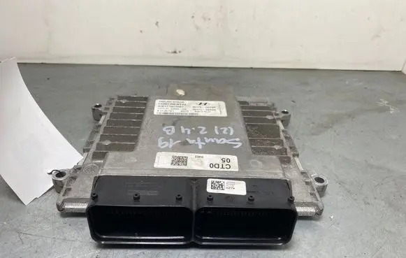 Hyundai Santa Fe Engine control unit/module 391702GTD0