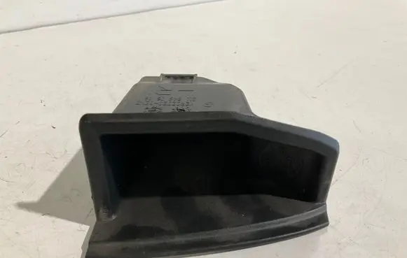 Mercedes-Benz E W211 Rear door ashtray A2118460606