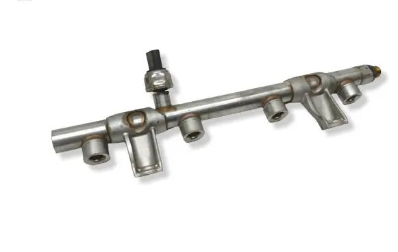 Volkswagen Tiguan Allspace Fuel main line pipe 06L133317L