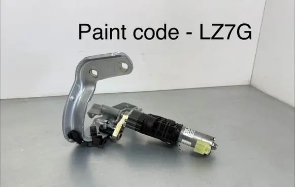 Audi Q7 4M Tailgate/trunk/boot hinge 4M0827851A