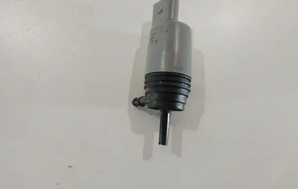 Windscreen/windshield washer pump