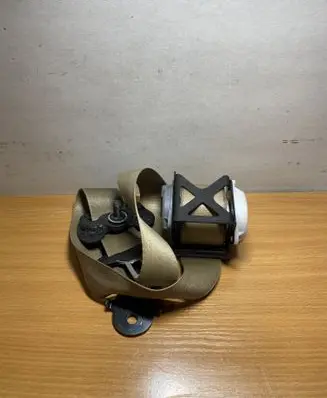 BMW X6 E71 Front seatbelt S2717116809A 305537599J38AF