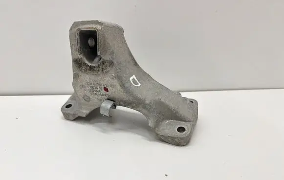 BMW 5 F10 F11 Engine mounting bracket 6788616 13807410 ENAN46000