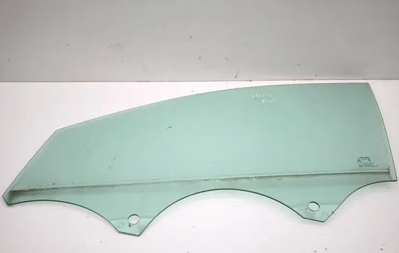 Peugeot 3008 III Front door window glass four-door