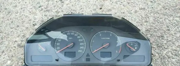 Volvo S80 Speedometer (instrument cluster) 9472452