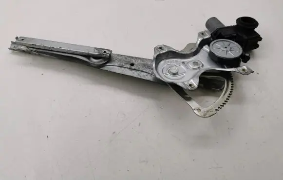 Toyota C-HR I Front door window regulator with motor 85720F4010