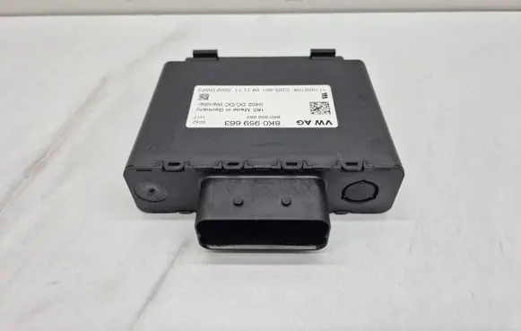 Audi Q3 8U Other control units/modules 8K0959663