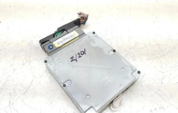 Mazda 626 Engine control unit/module FS5R-18881-C