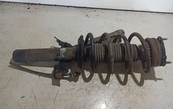 Ford Mondeo Mk III Front shock absorber with coil spring 4904000429