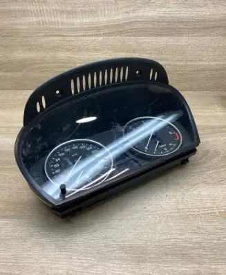 BMW 5 E60 E61 Speedometer (instrument cluster) 9177261