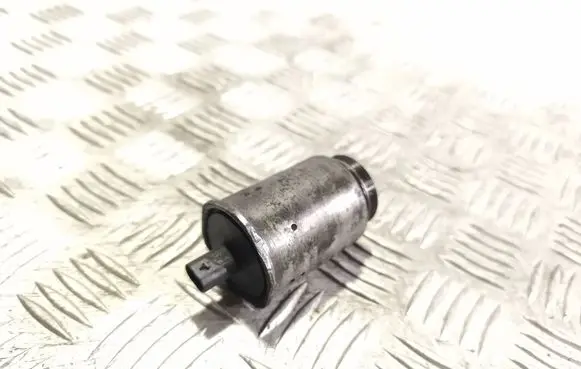 Mercedes-Benz E W212 Oil pressure sensor A6511800115