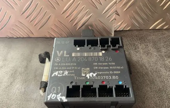 Mercedes-Benz C W204 Door control unit/module A2048701826