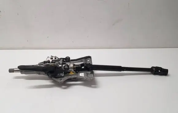 Steering wheel axle set