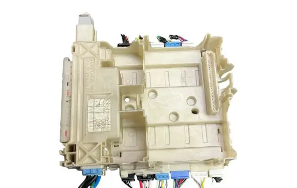 Citroen C1 Fuse module 827300H030 827300H030A