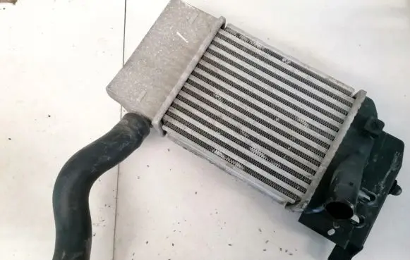 Toyota Urban Cruiser (XP110) Intercooler radiator jd1271005100 jd127100-5100