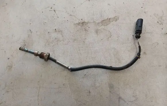 Audi A7 S7 4G Exhaust gas temperature sensor 8K0906088B