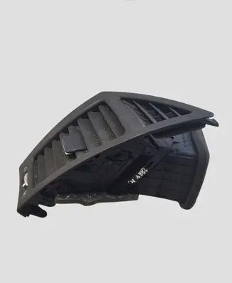 Hyundai i40 Dashboard side air vent grill/cover trim
