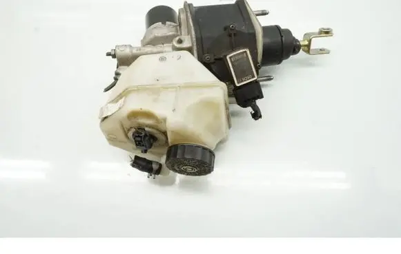 Mercedes-Benz E W211 Master brake cylinder A2114300302