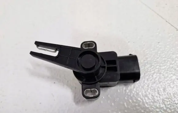 Hyundai Kona I Brake pedal sensor switch 32894-M5000