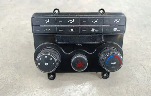Hyundai i30 Climate control/heater control trim 972502LXXX