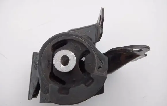 Mazda CX-7 Engine mount vacuum valve 