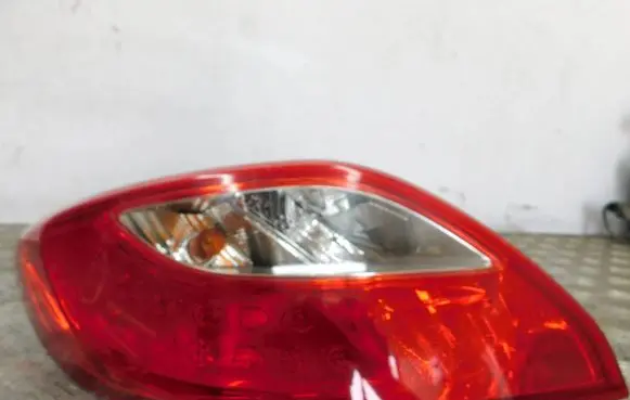 Mazda 2 Rear/tail lights